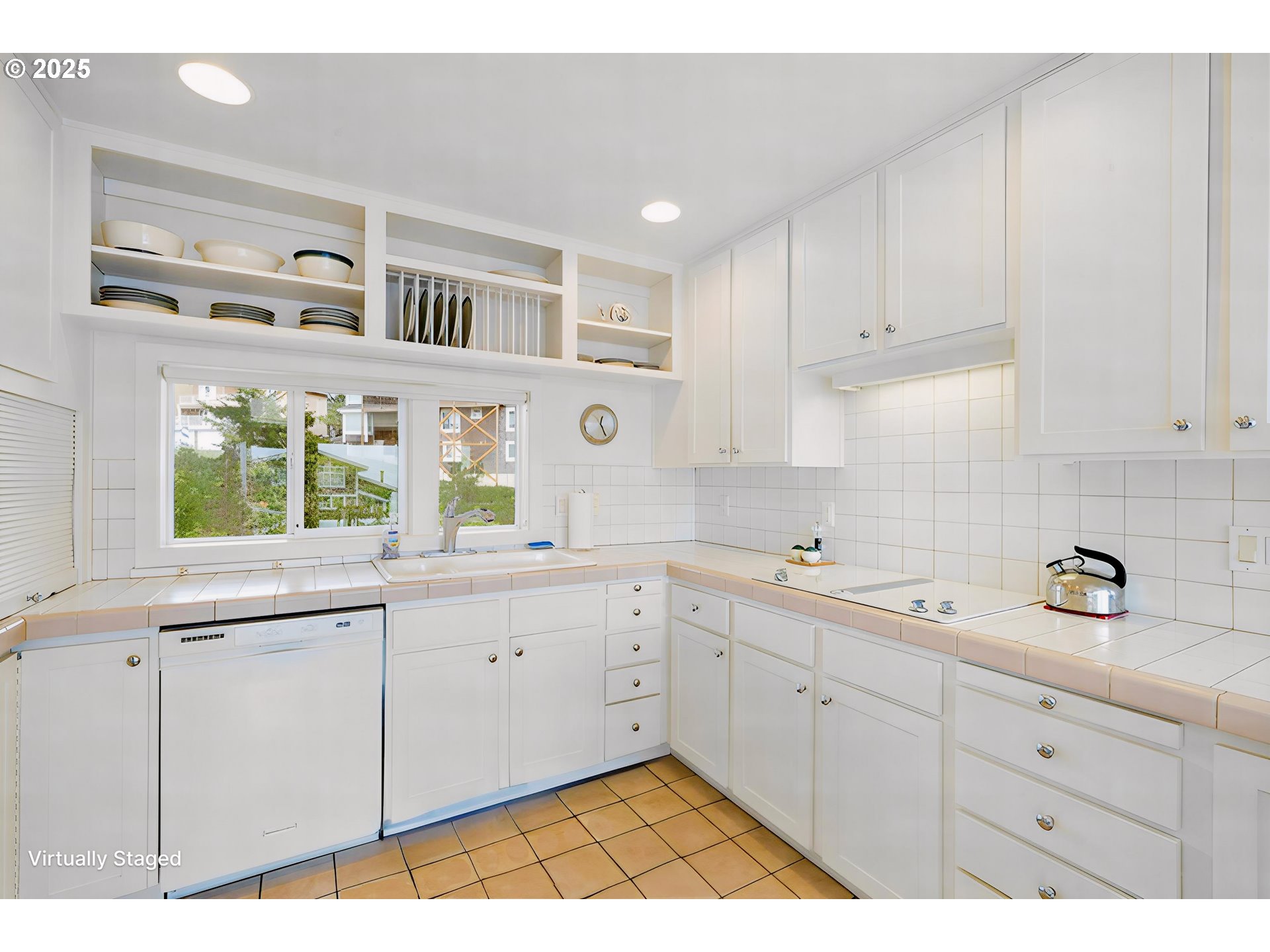 Oceanside, Oregon 97134, United States, 3 Bedrooms Bedrooms, ,3 BathroomsBathrooms,Residential,Active,122546