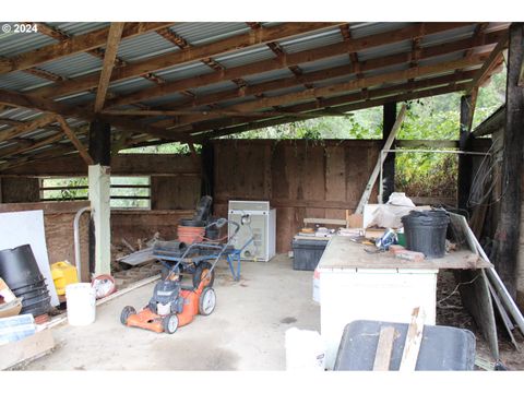 A home in Myrtle Creek