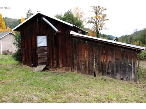 A home in Myrtle Creek