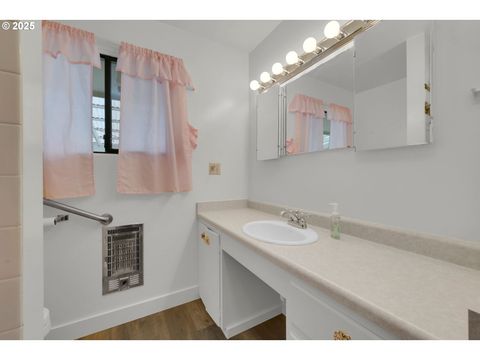 Tiny photo for 47960 W 1st St, Oakridge, OR 97463 (MLS # 547212599)