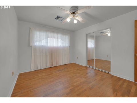 Tiny photo for 47960 W 1st St, Oakridge, OR 97463 (MLS # 547212599)