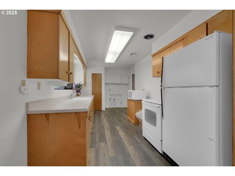 Tiny photo for 47960 W 1st St, Oakridge, OR 97463 (MLS # 547212599)