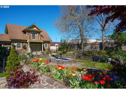 A home in Stayton