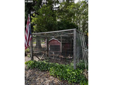 Tiny photo for 47947 Commercial St, Oakridge, OR 97463 (MLS # 729308446)