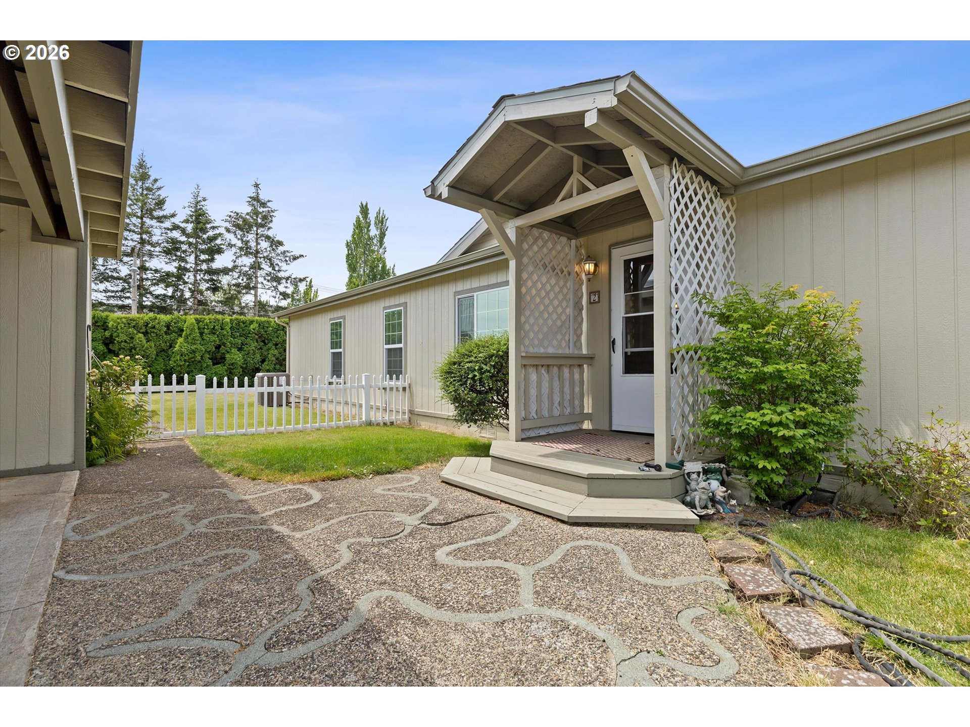 655 NE BURNETT RD #2