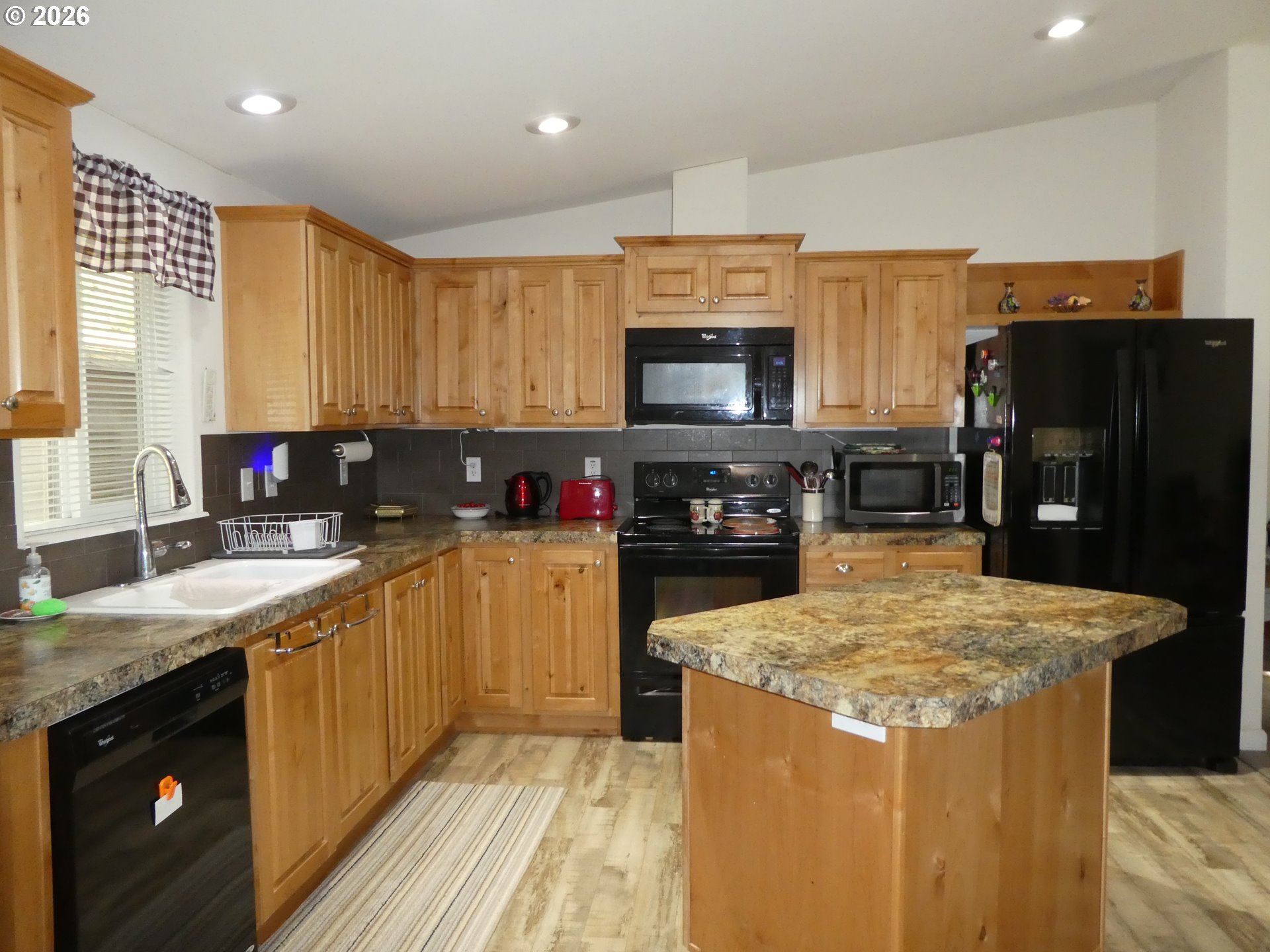 32700 SE LEEWOOD LN 32