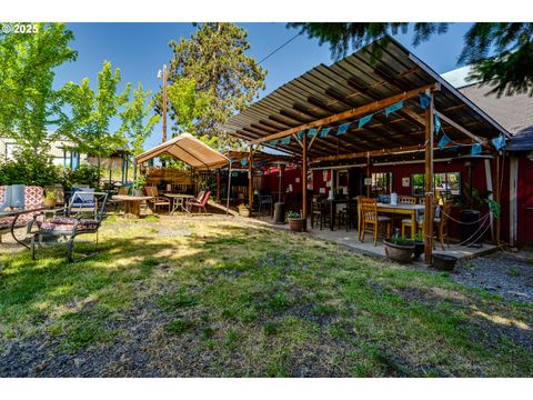 Tiny photo for 39128 Dexter Rd, Dexter, OR 97431 (MLS # 394503310)