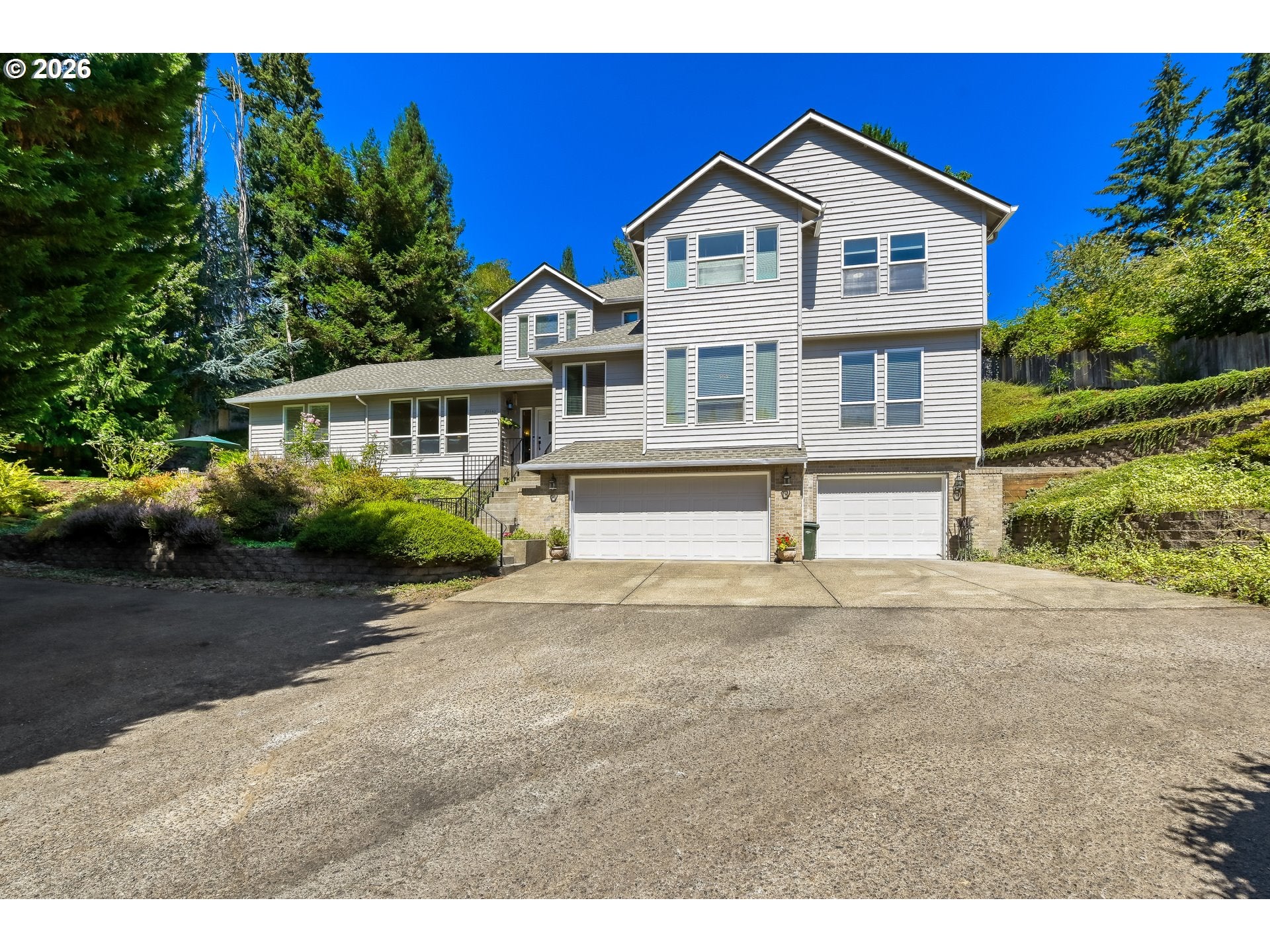 25540 CHERYL DR