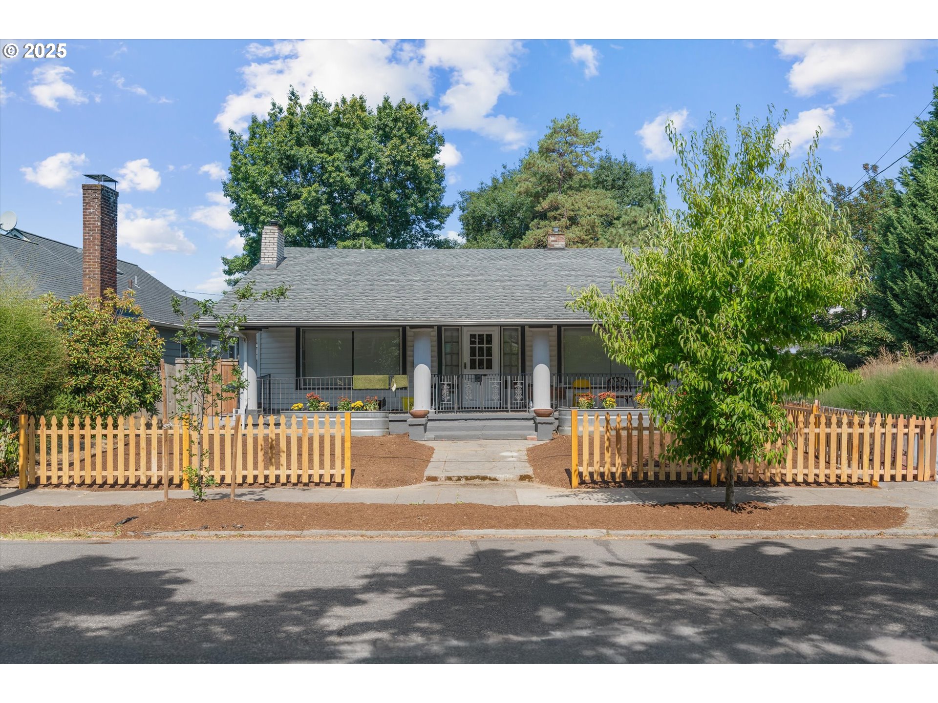 3415 NE KILLINGSWORTH ST