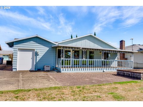 A home in Woodburn