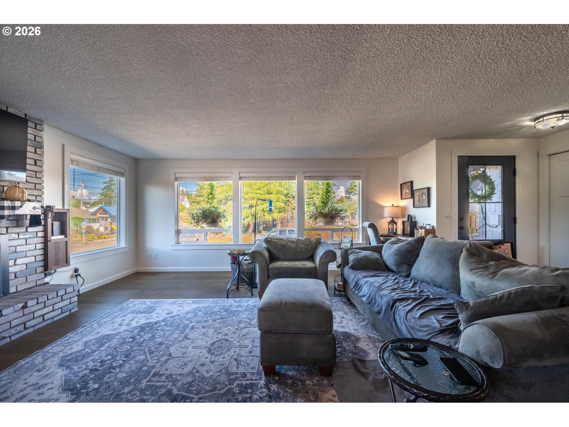 2606 SHERIDAN AVE
