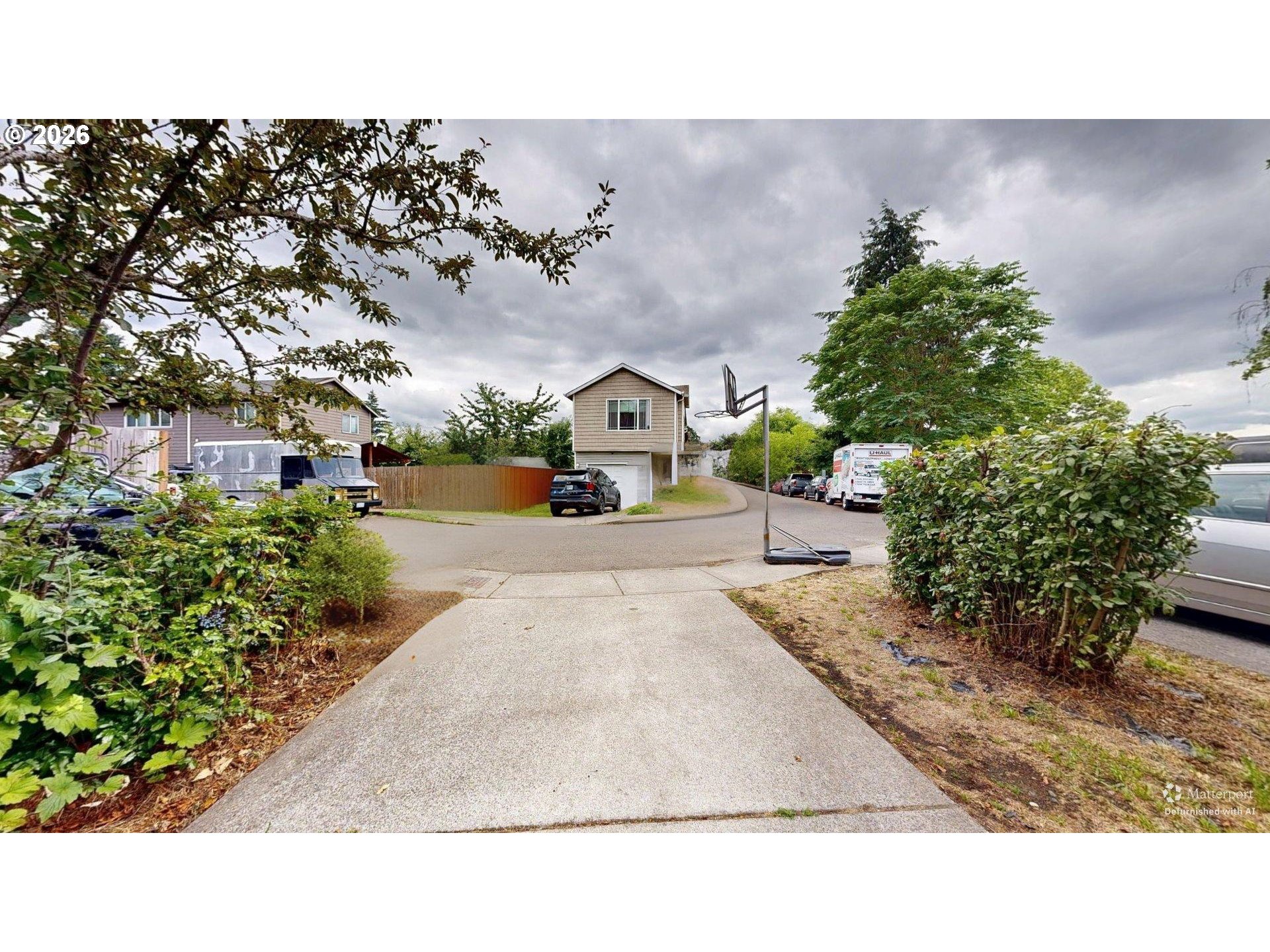 9615 SE CENTER CT