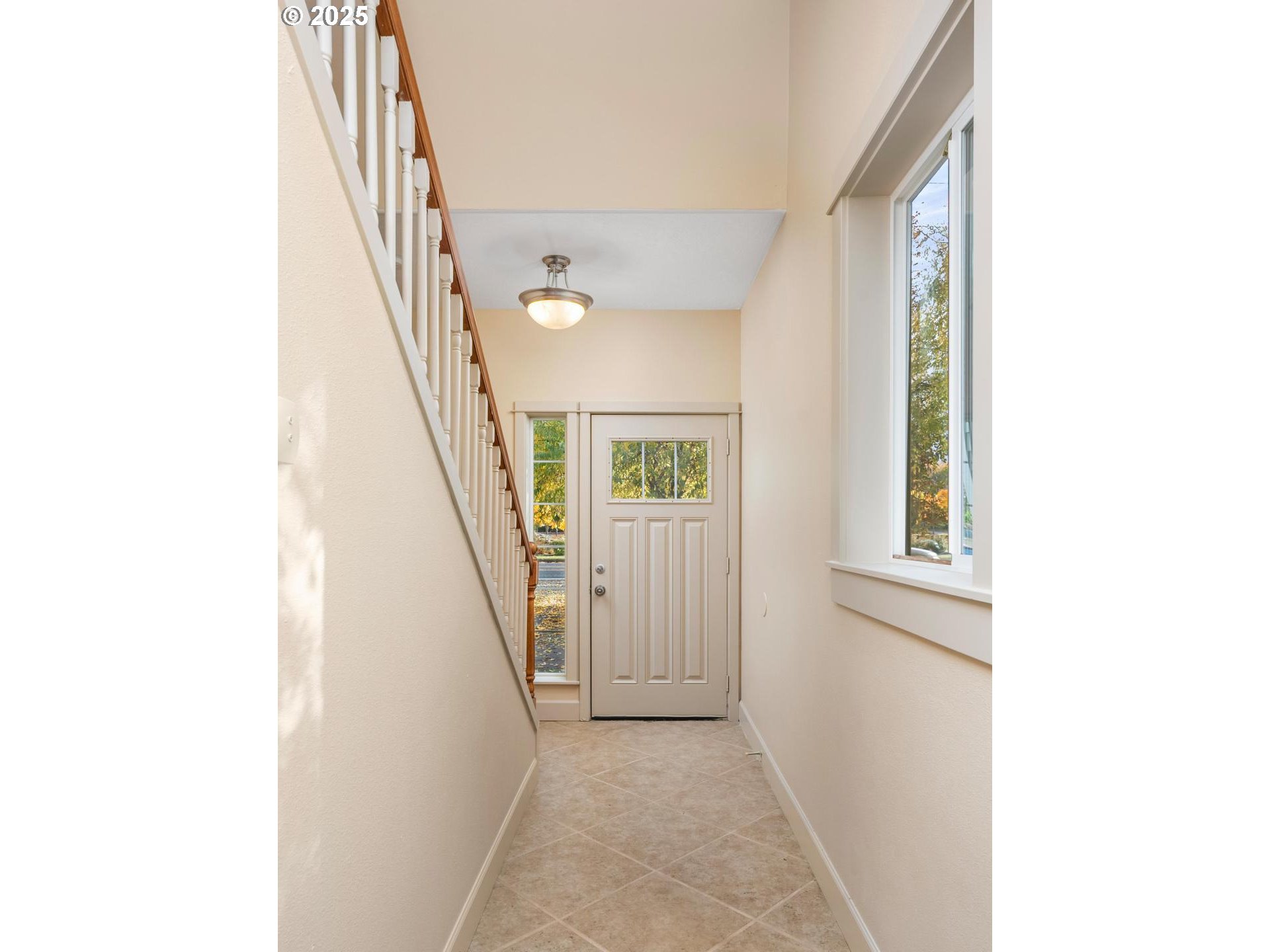 2105 NE CLEVELAND AVE