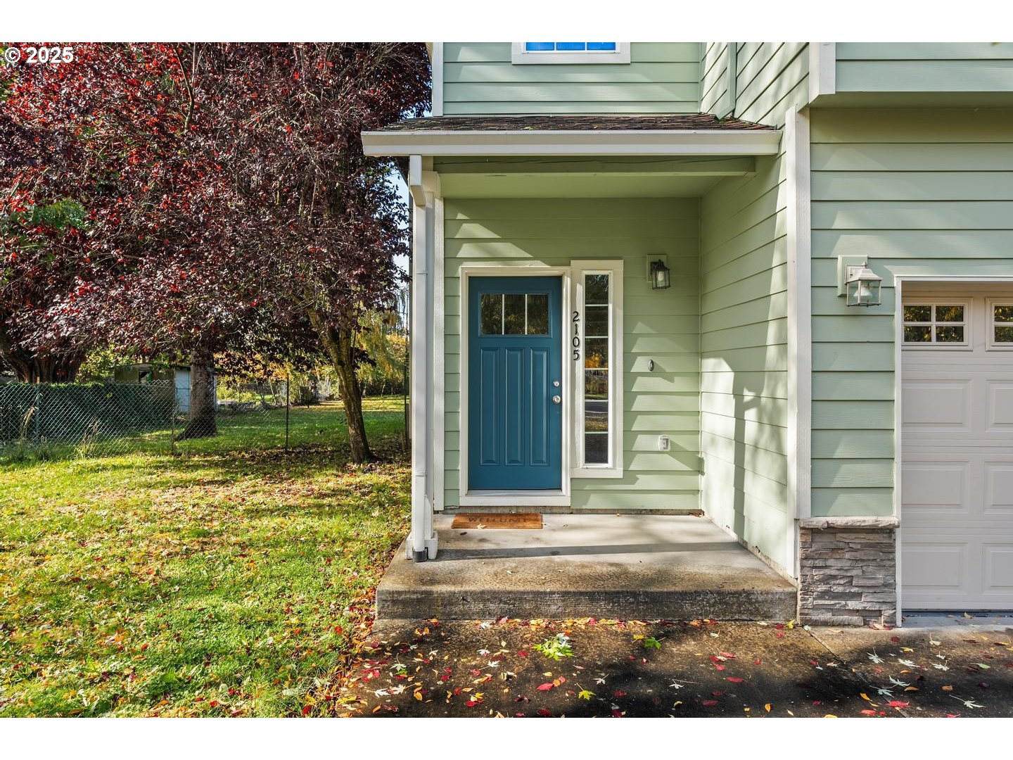 2105 NE CLEVELAND AVE