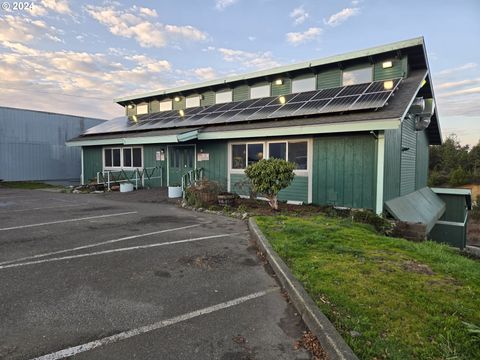 1200 NEWMARK AVE Coos Bay OR 97420
