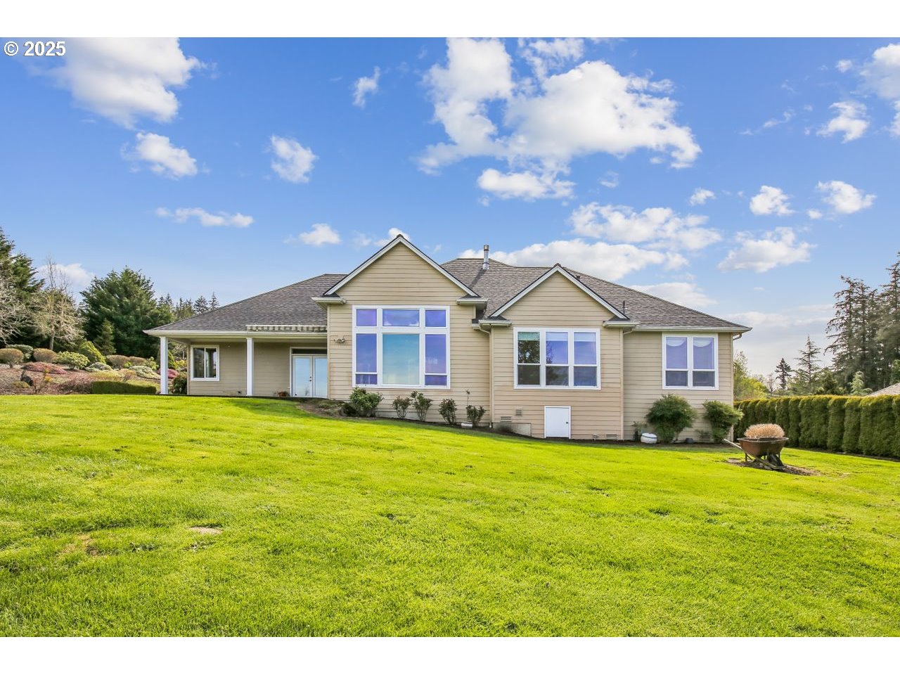 49 BENTLEY DR