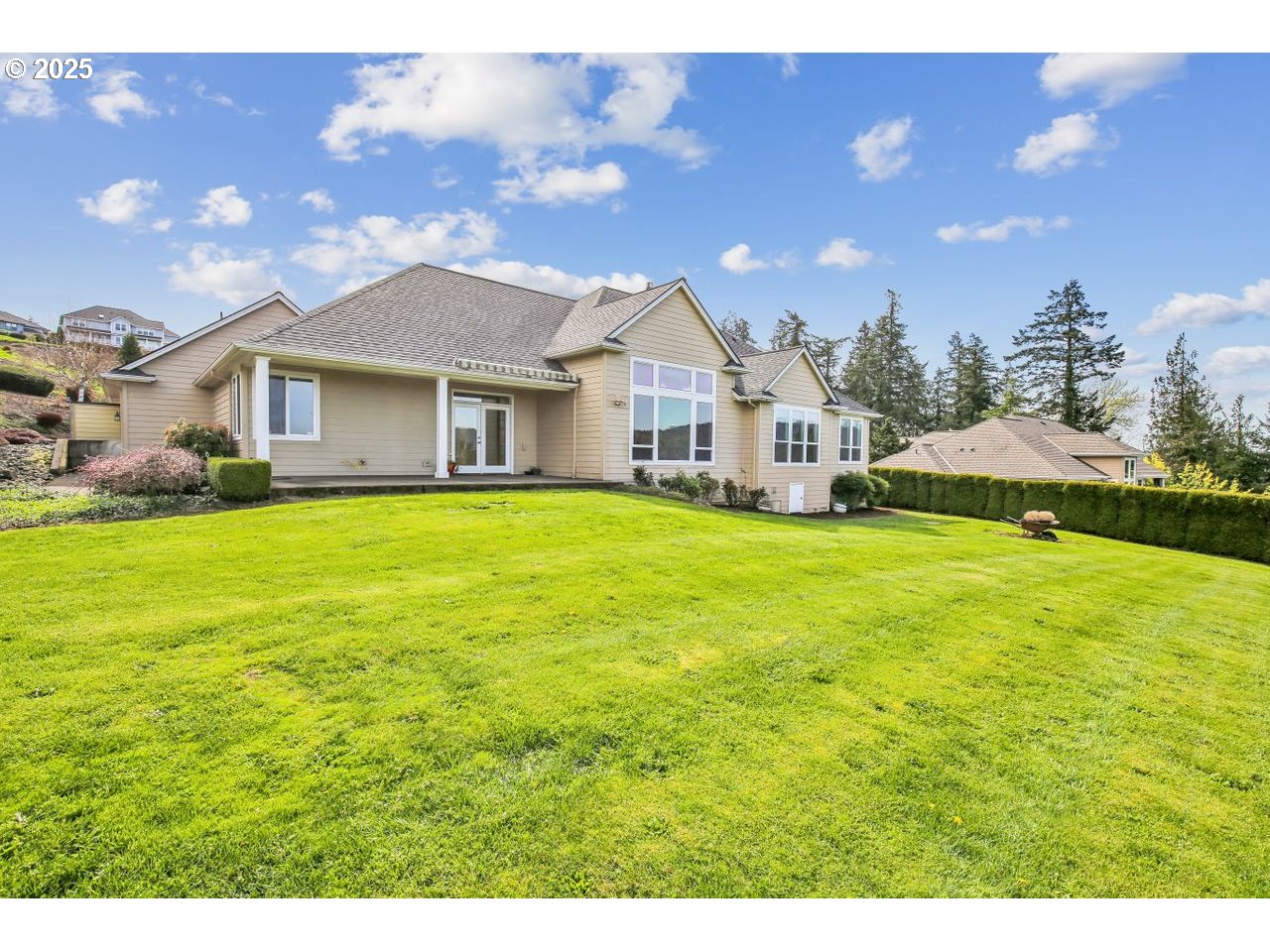 49 BENTLEY DR