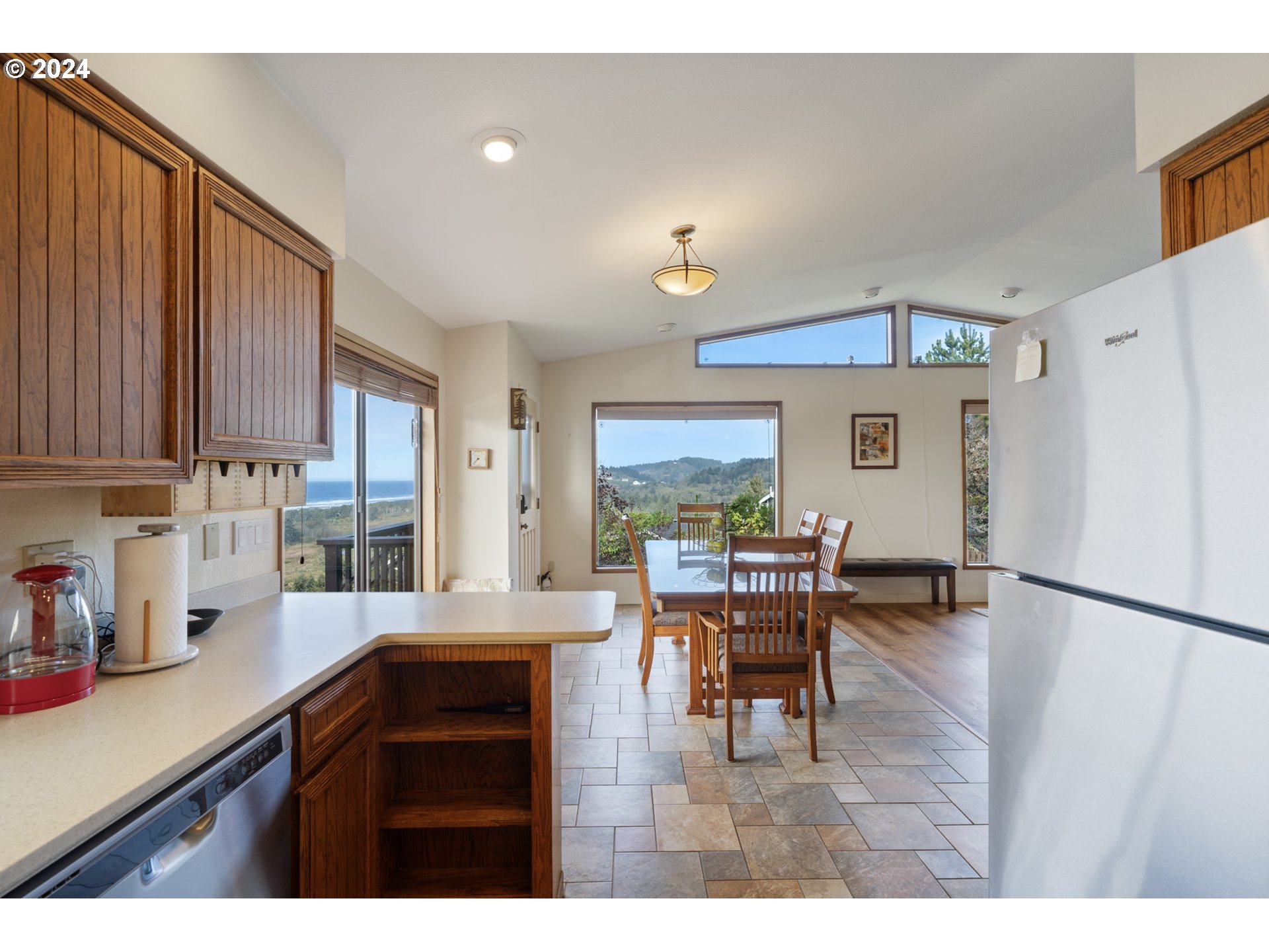 Neskowin, Oregon 97149, United States, 3 Bedrooms Bedrooms, ,2 BathroomsBathrooms,Residential,Active,39259