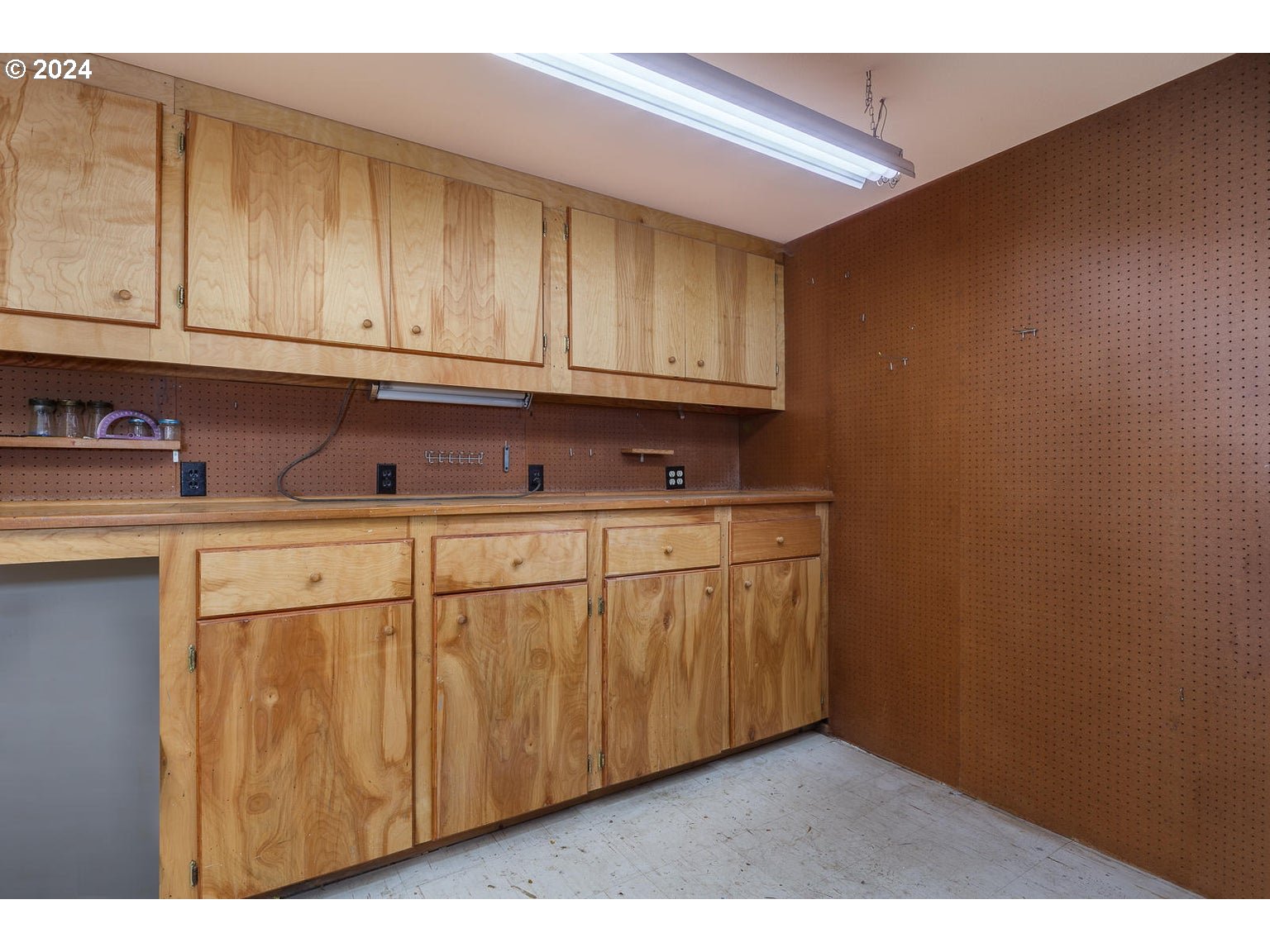 Neskowin, Oregon 97149, United States, 3 Bedrooms Bedrooms, ,2 BathroomsBathrooms,Residential,Active,39259