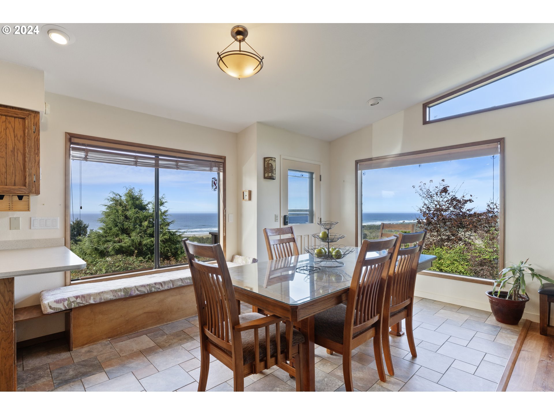 Neskowin, Oregon 97149, United States, 3 Bedrooms Bedrooms, ,2 BathroomsBathrooms,Residential,Active,39259