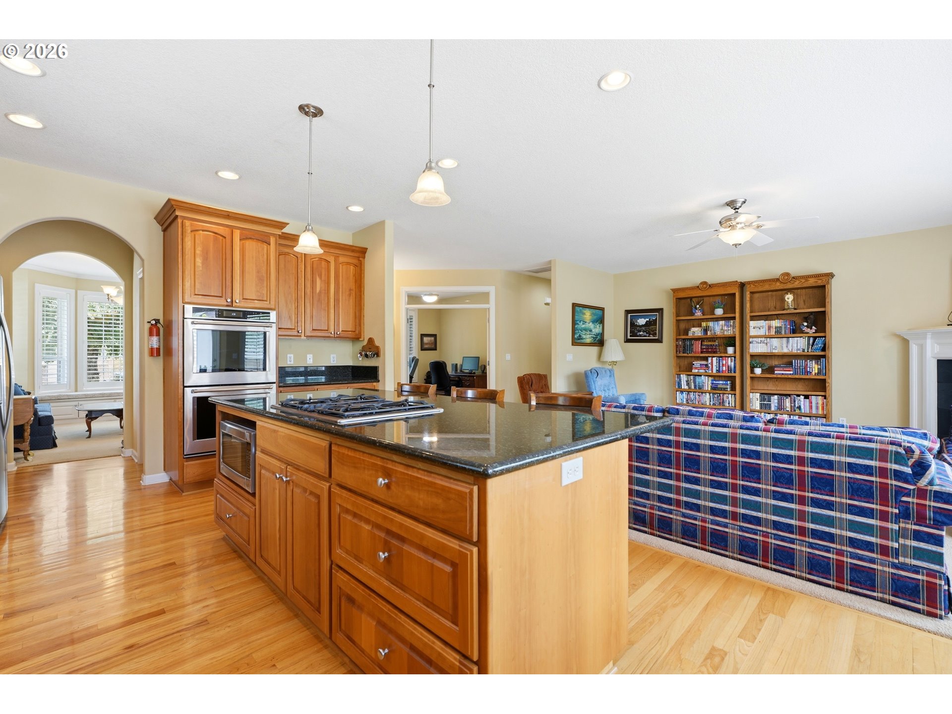 1385 NE 12TH AVE