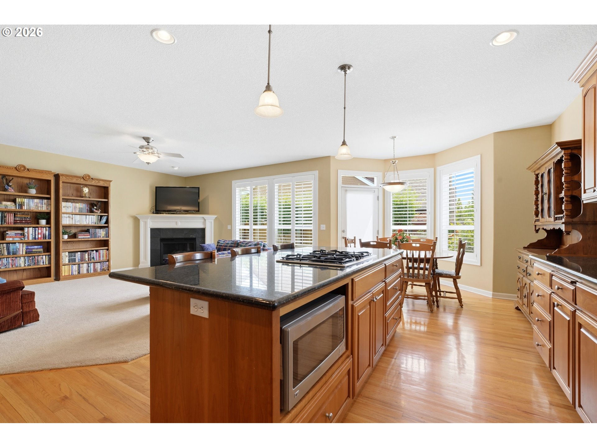 1385 NE 12TH AVE