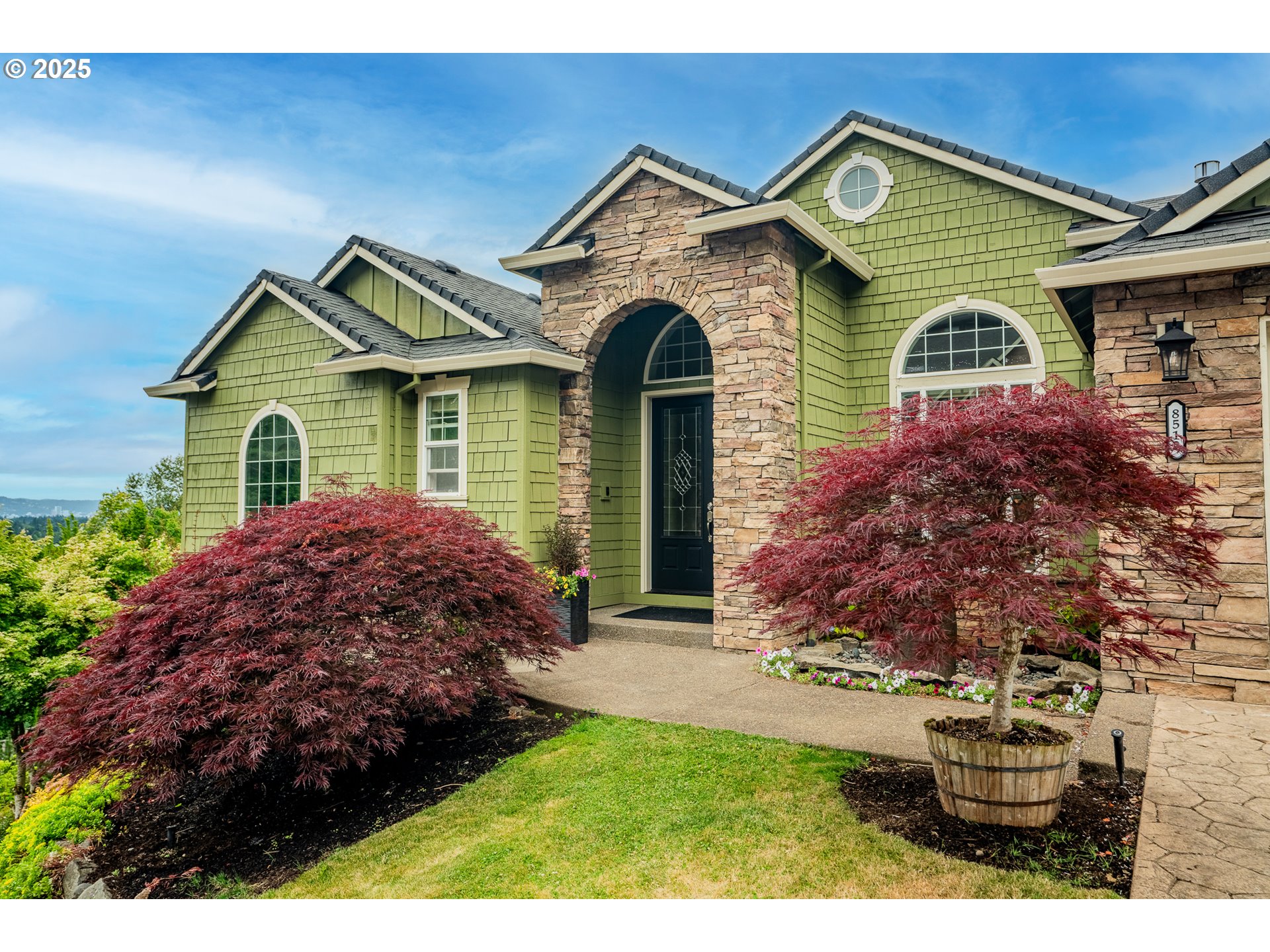 8512 SE CONSTANCE DR