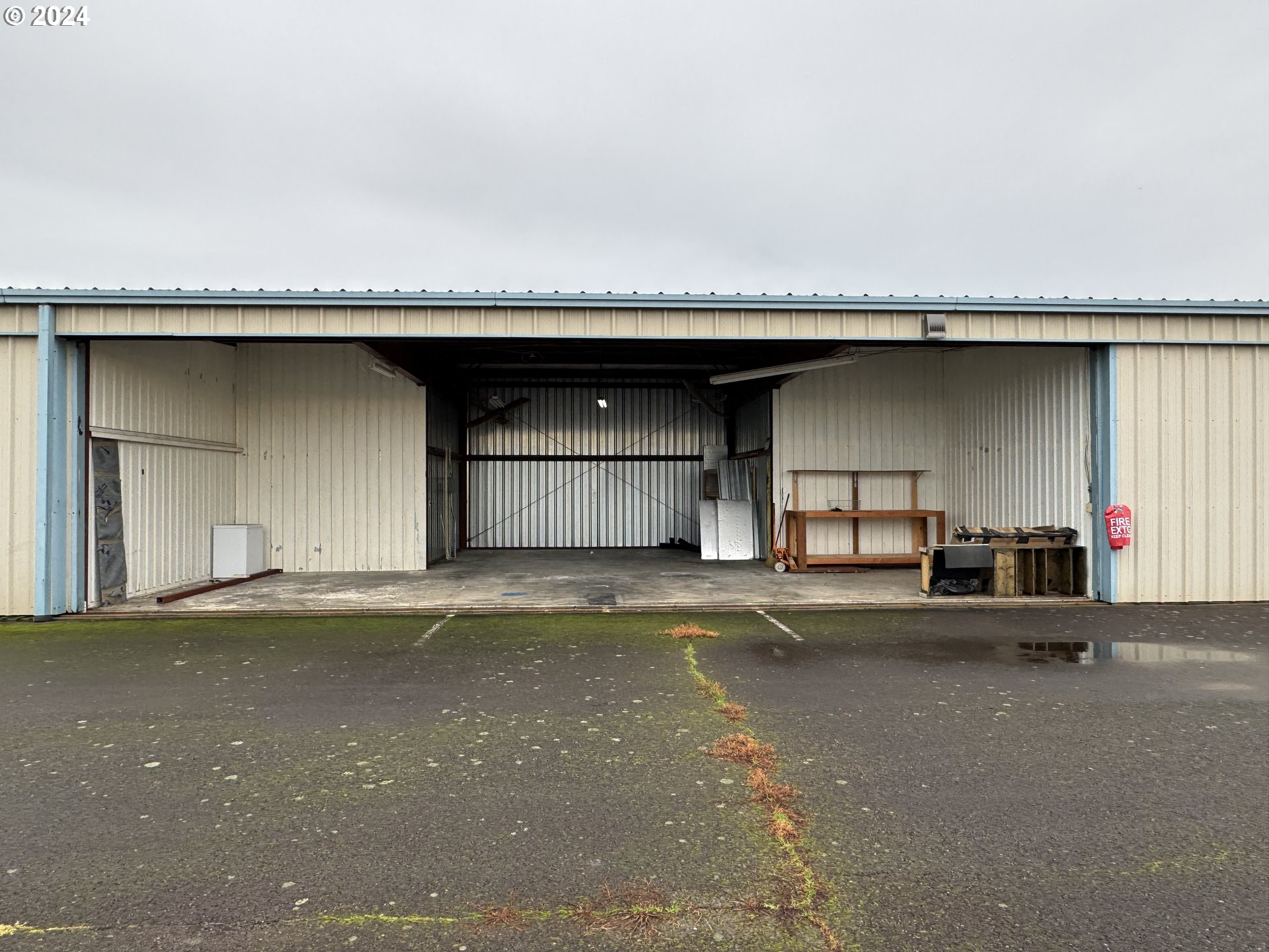 McMinnville Airport D-3