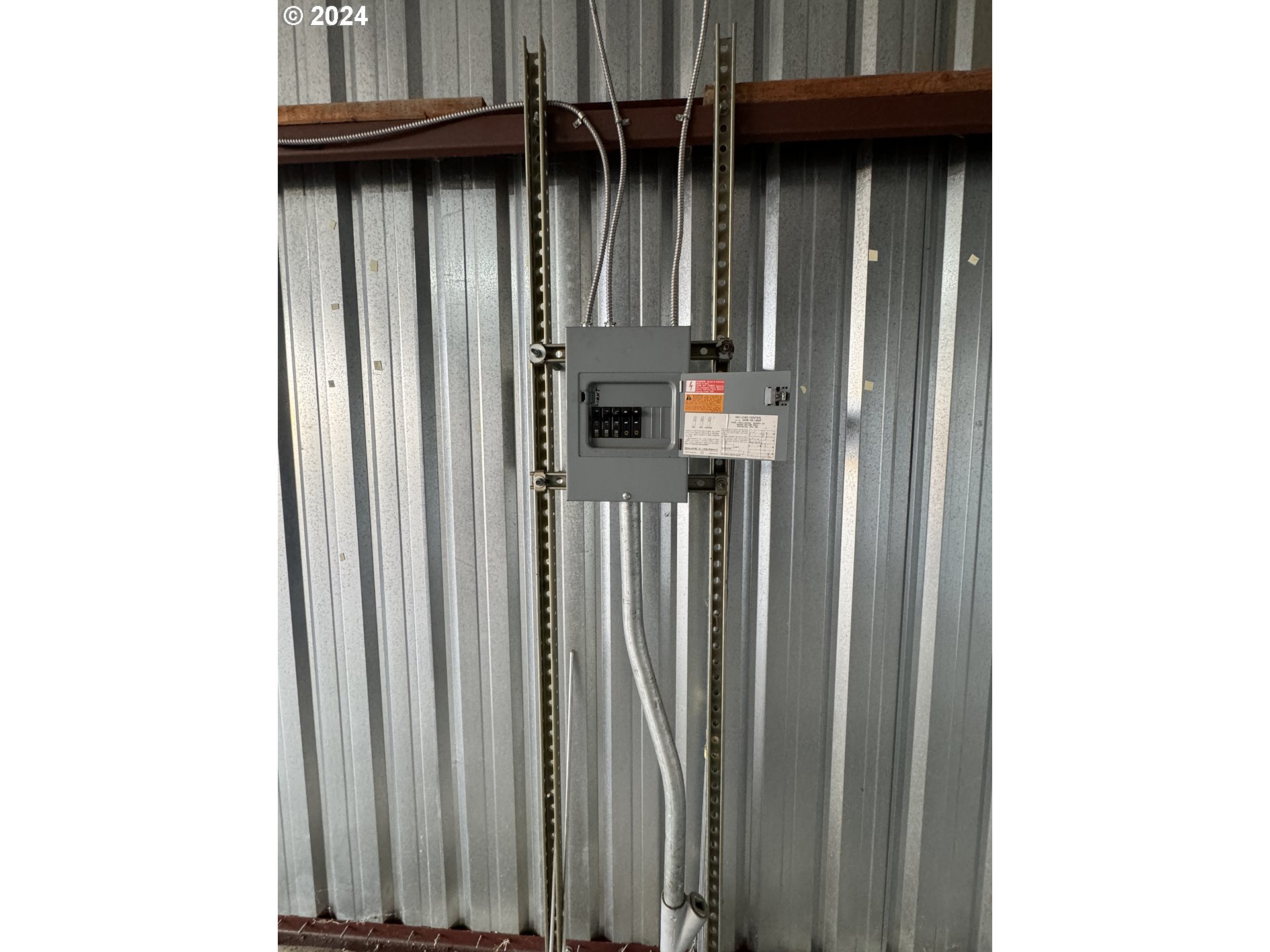 McMinnville Airport D-3