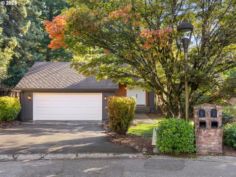 16 OTHELLO ST Lake Oswego OR 97035