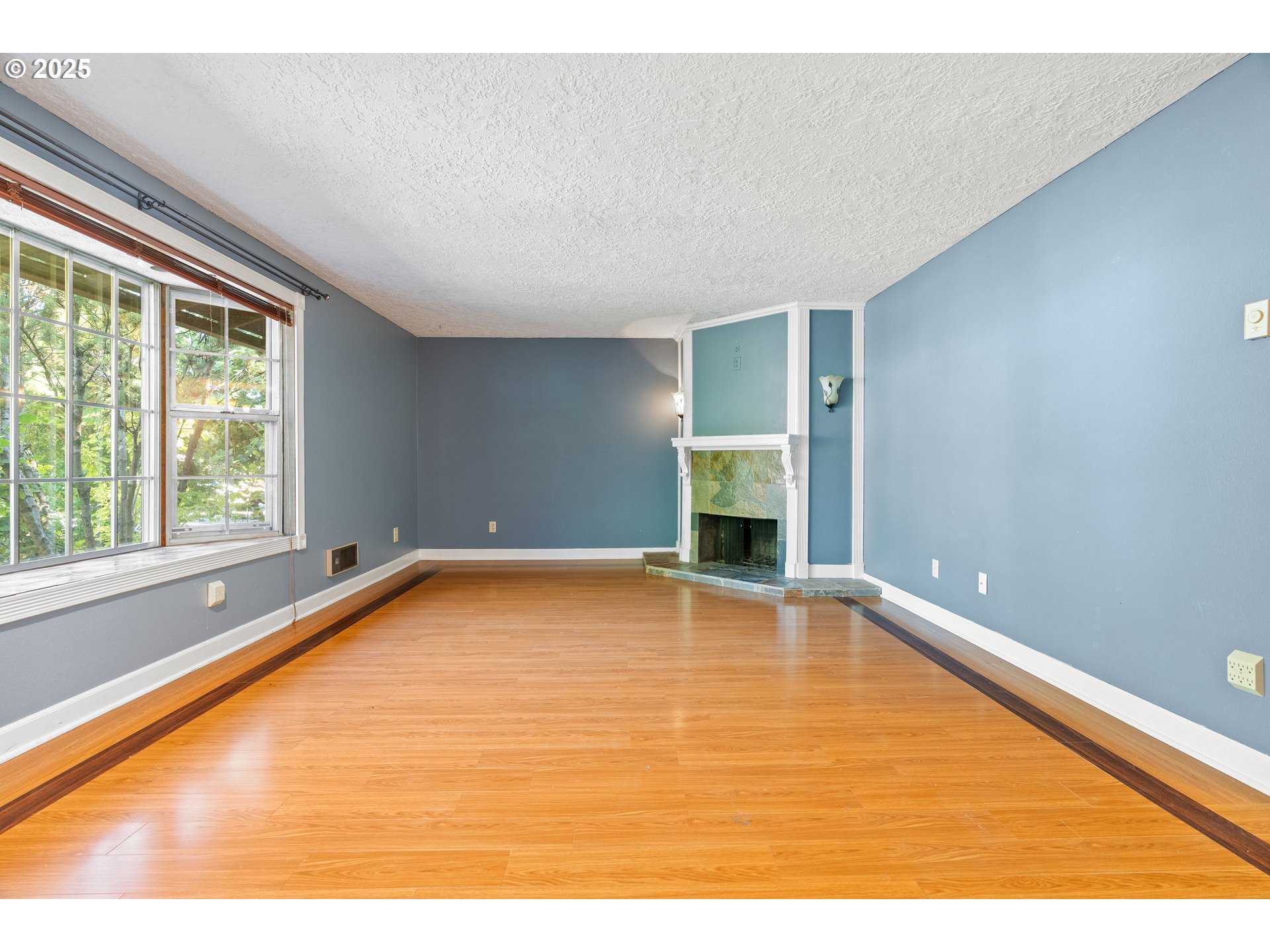 1504 SE 125TH AVE