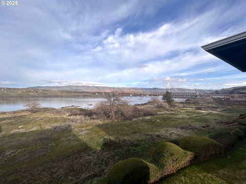 A home in The Dalles