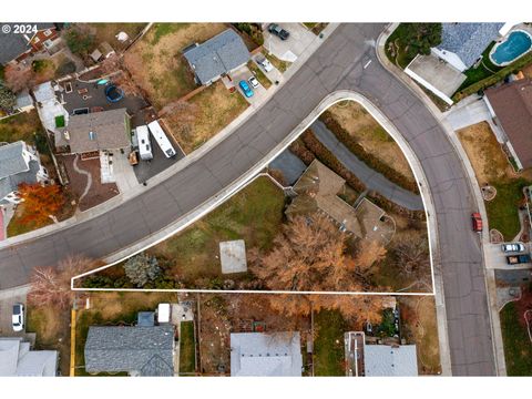 A home in Hermiston