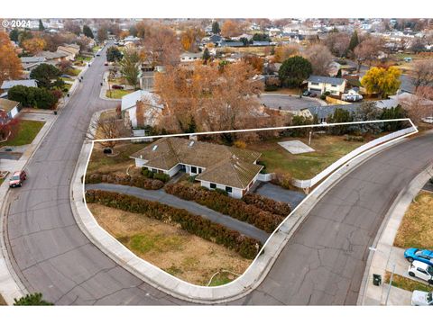 A home in Hermiston