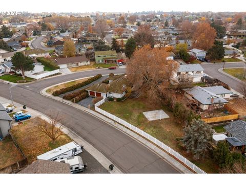 A home in Hermiston