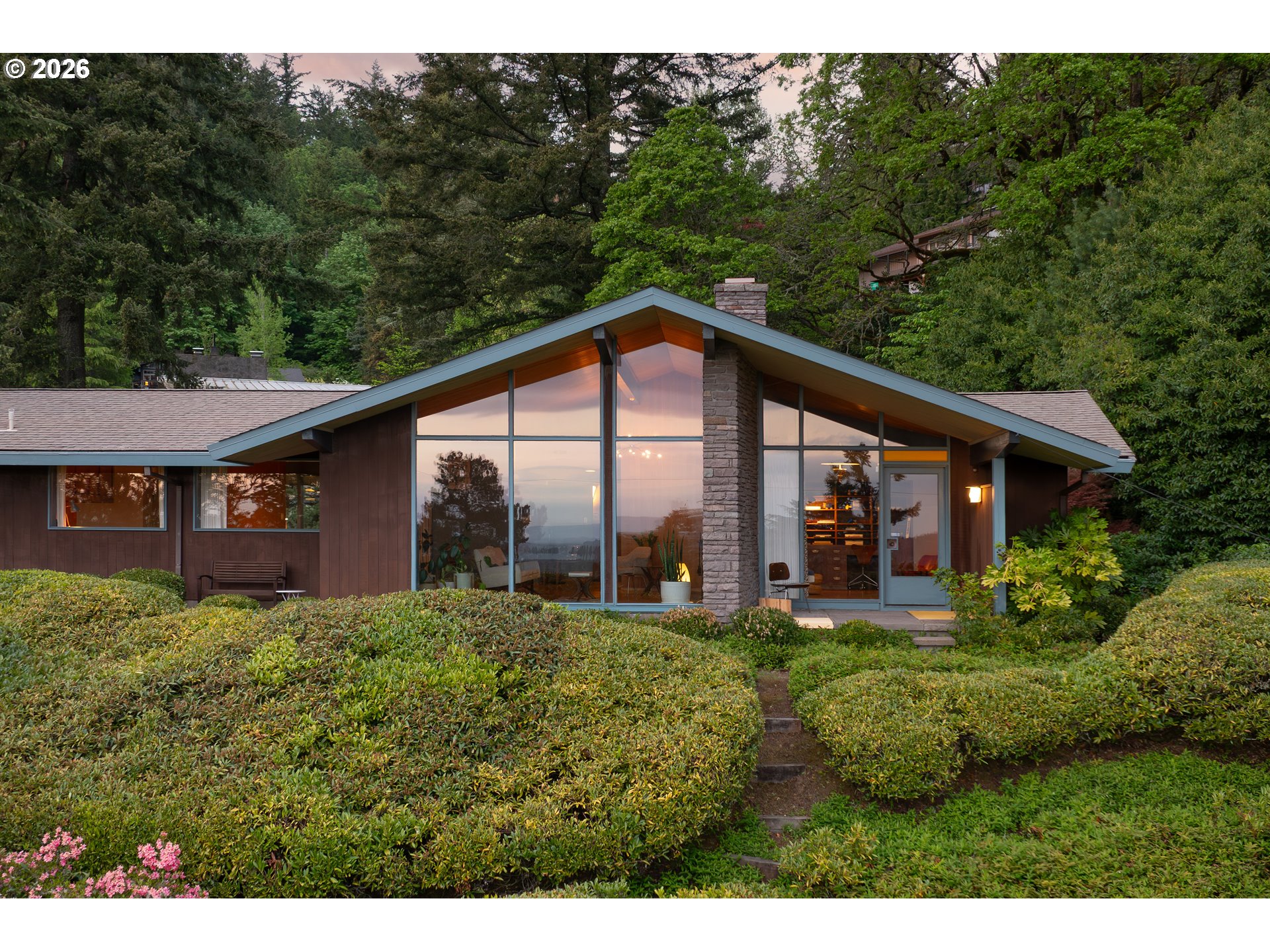 4014 SW ALTADENA AVE