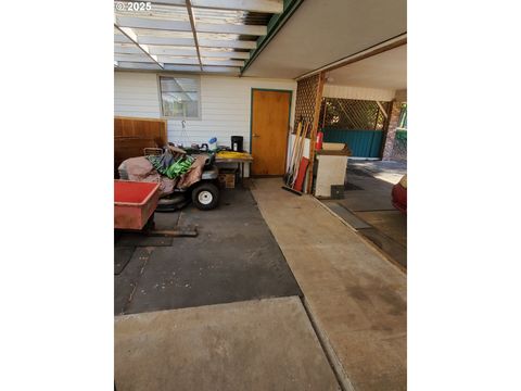 Tiny photo for 36528 Cedar Hills Dr, Pleasant Hill, OR 97455 (MLS # 655992648)