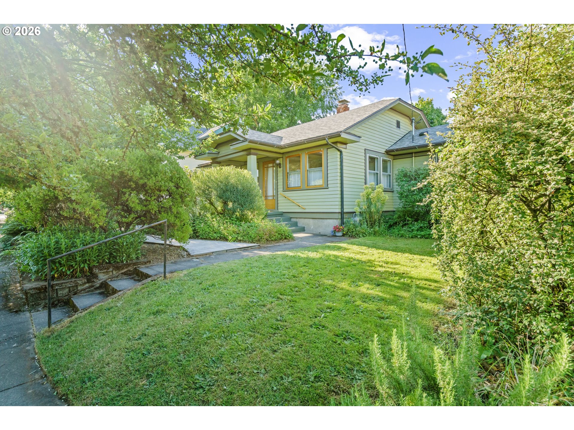 4326 SE MAIN ST