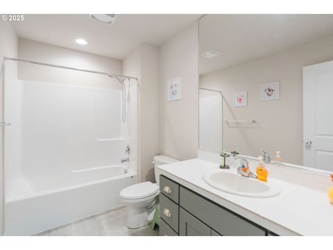 A home in Estacada