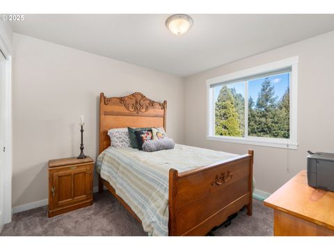 A home in Estacada