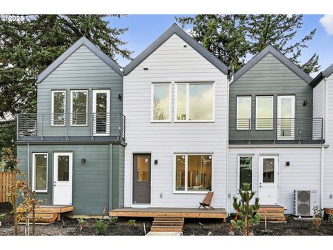 7248 NE Going ST Portland OR 97218