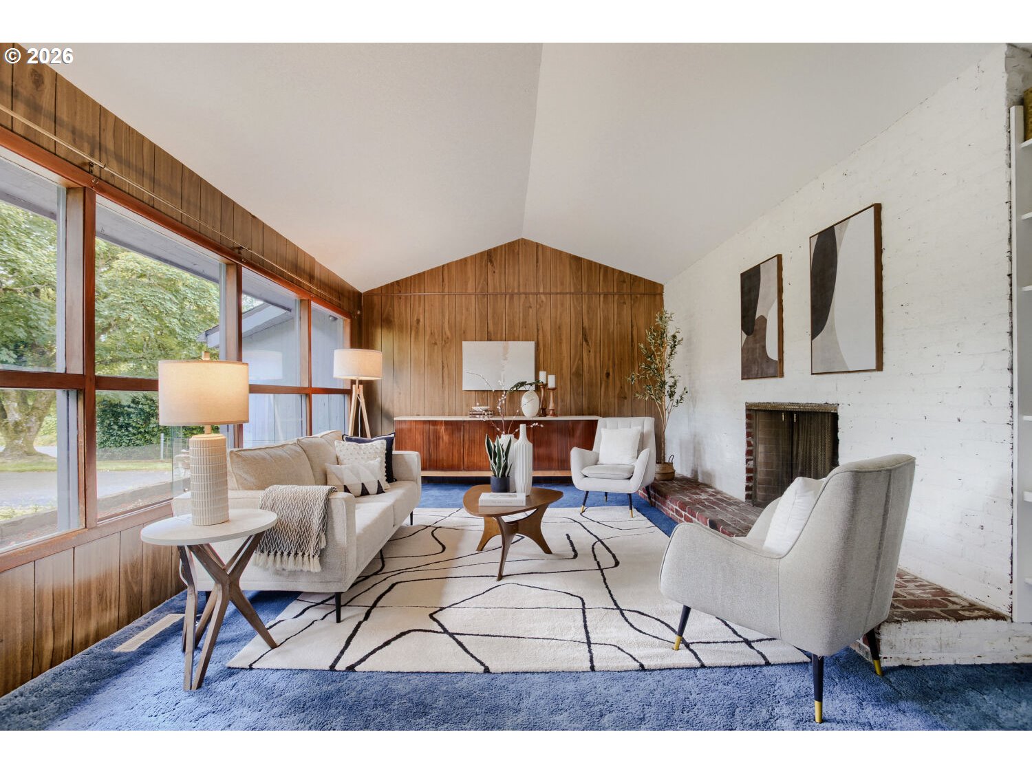 8015 SW FAIRWAY DR