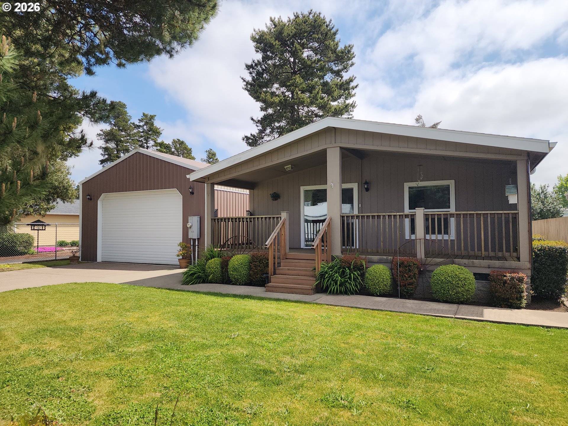 835 RAECHEL RD