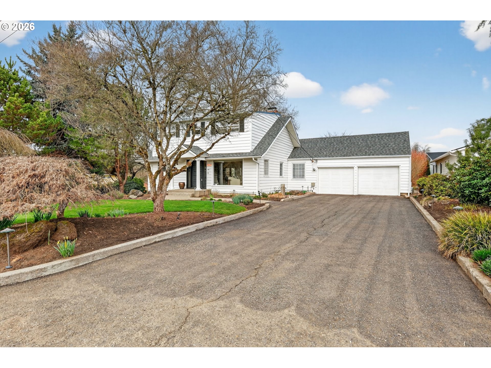 1195 NW GARIBALDI ST