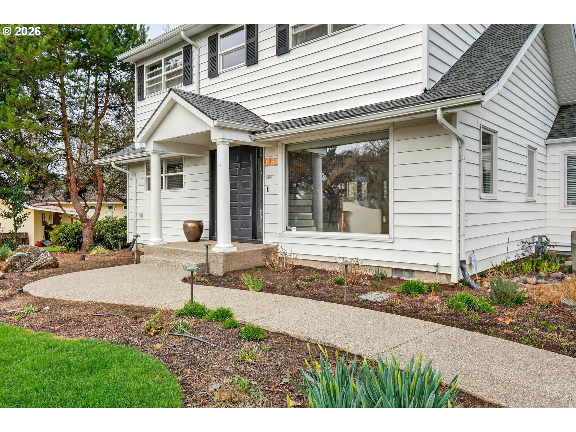 1195 NW GARIBALDI ST