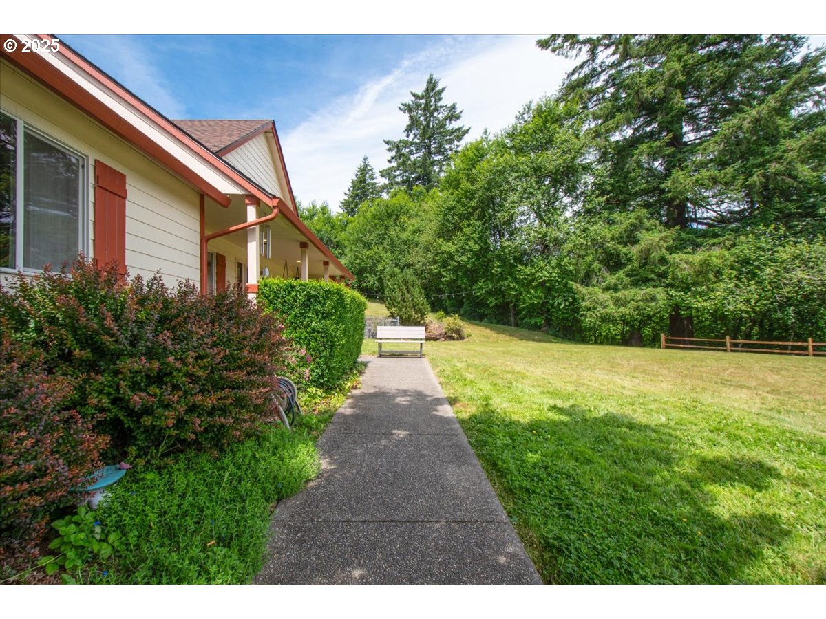 419 NE 404TH CT