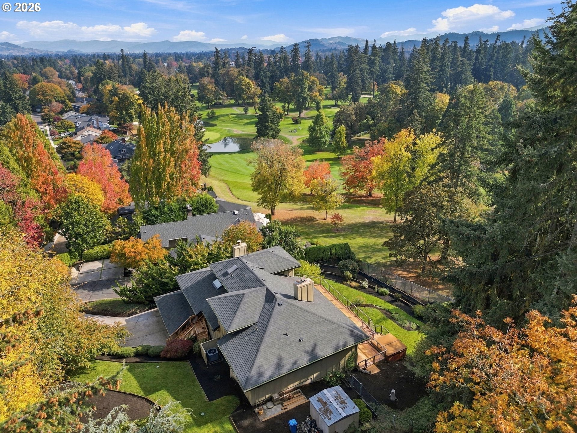 541 SPYGLASS DR