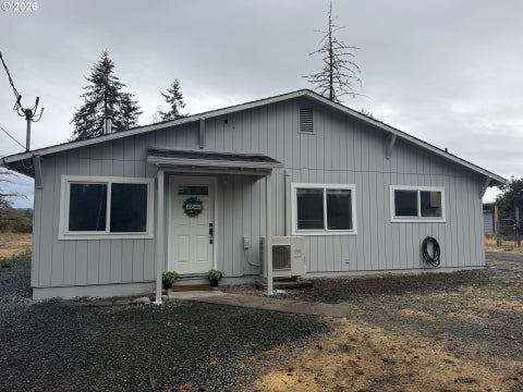 Photo of 36682 Wheeler Rd, Pleasant Hill, OR 97455 (MLS # 737883310)