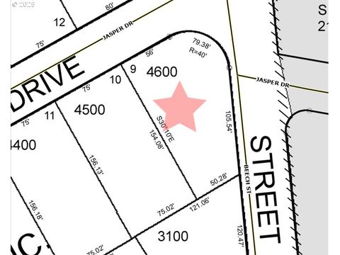 Tiny photo for 76232 Beech St, Oakridge, OR 97463 (MLS # 600557890)