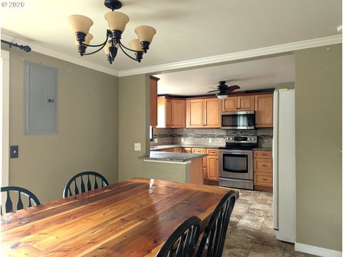 Tiny photo for 76232 Beech St, Oakridge, OR 97463 (MLS # 600557890)